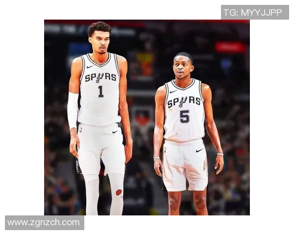 德阿隆福克斯的崛起之路：从新秀到NBA明星的蜕变与挑战